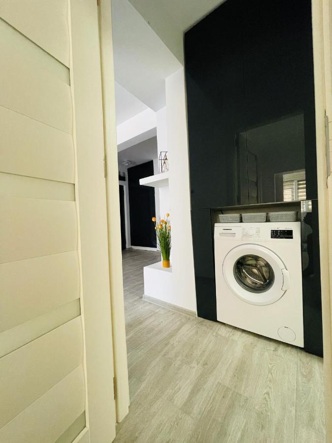 Timisoara Central Apartment New Parking !! 외부 사진